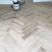 visgraat parket vloer zonder band.