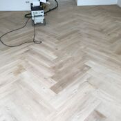 naturel walvisgraat vloer