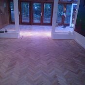 plansetes visgraat vloer